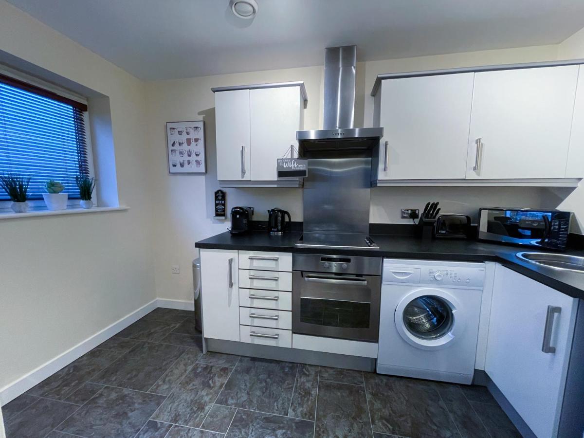 Station Side Penthouse Apartment Wolverhampton Exterior foto