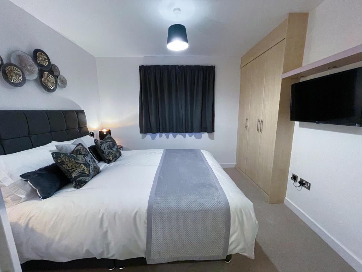 Station Side Penthouse Apartment Wolverhampton Exterior foto