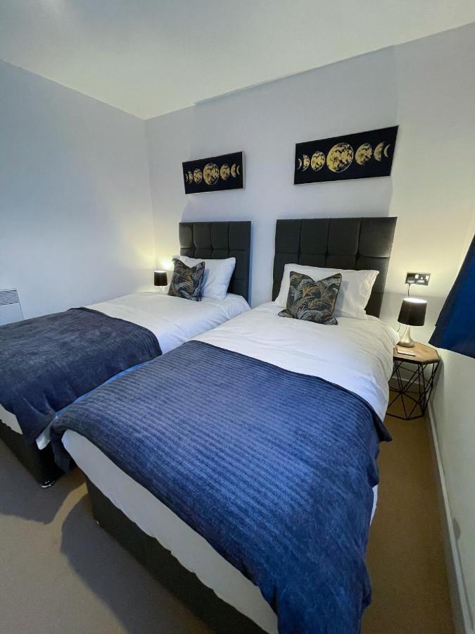 Station Side Penthouse Apartment Wolverhampton Exterior foto
