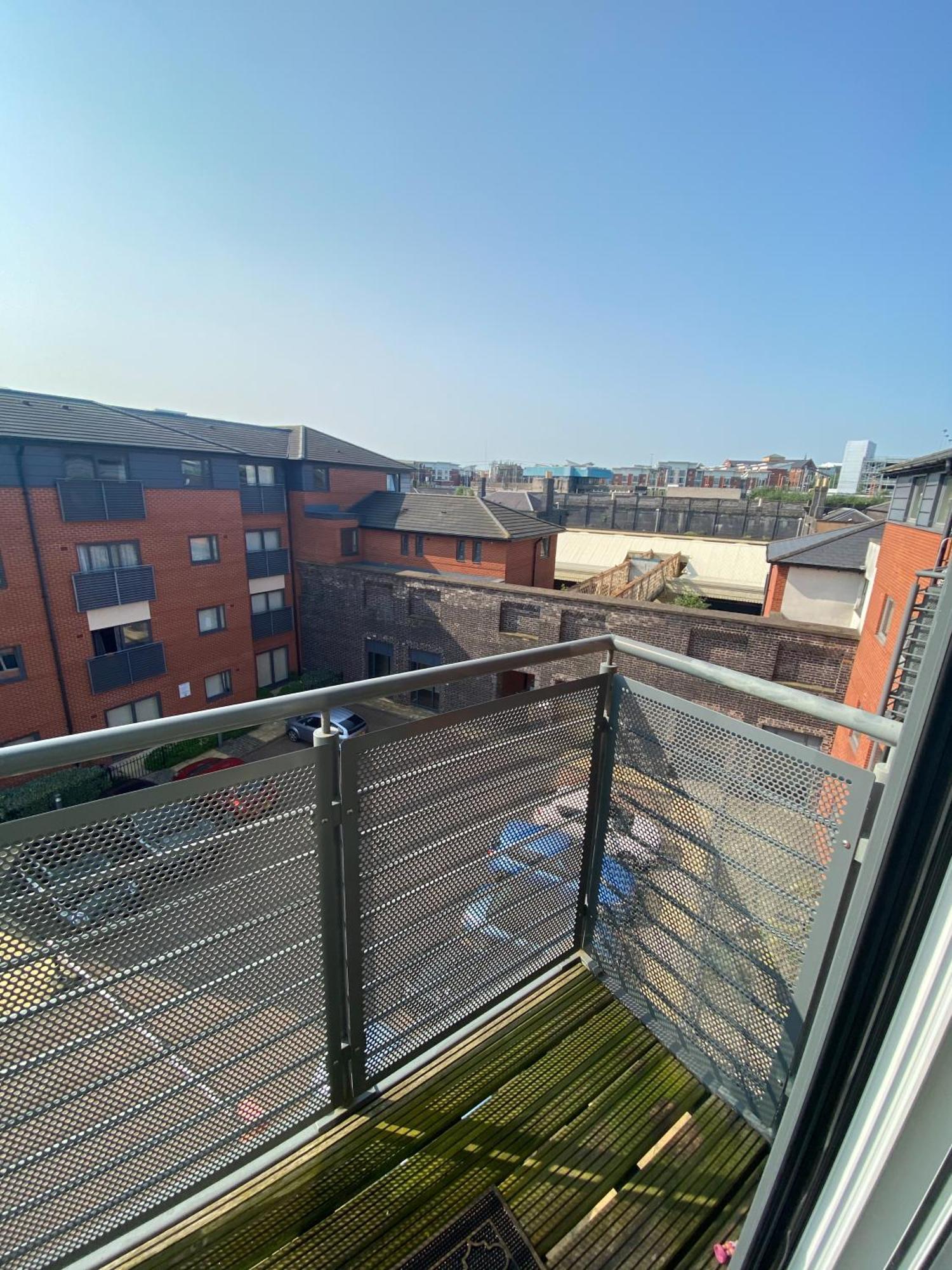 Station Side Penthouse Apartment Wolverhampton Cameră foto